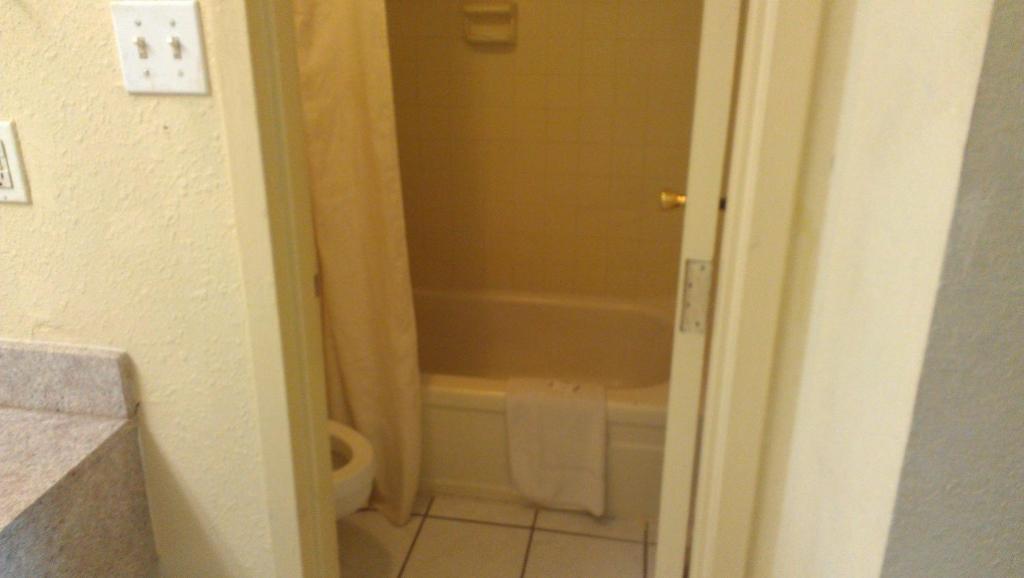 Atlanta Airport Hotel 포레스트파크 객실 사진